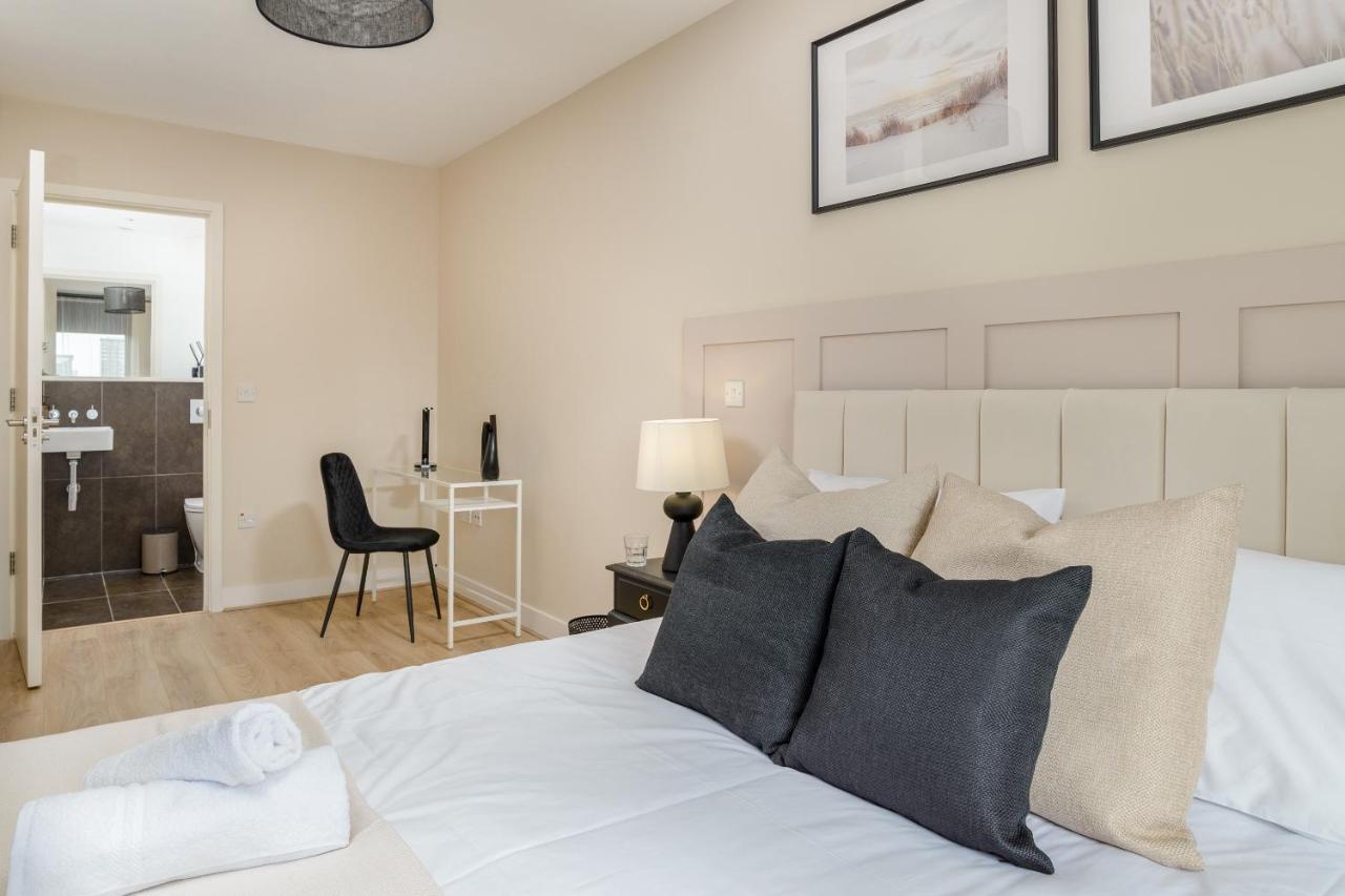 Premium Apartment - Allocated Parking - Great Location Plymouth Eksteriør bilde
