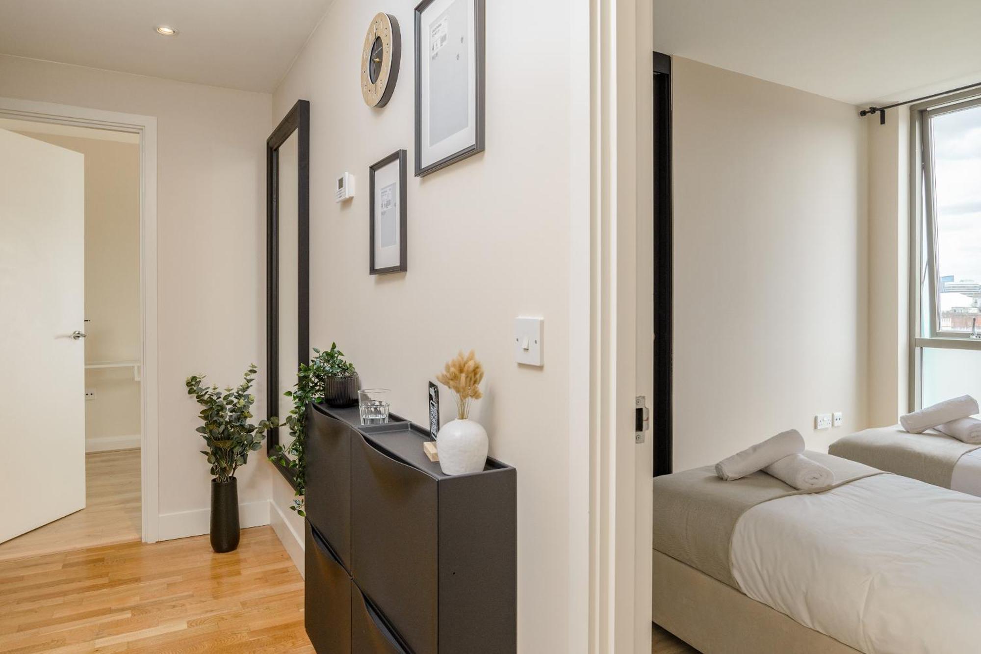 Premium Apartment - Allocated Parking - Great Location Plymouth Eksteriør bilde